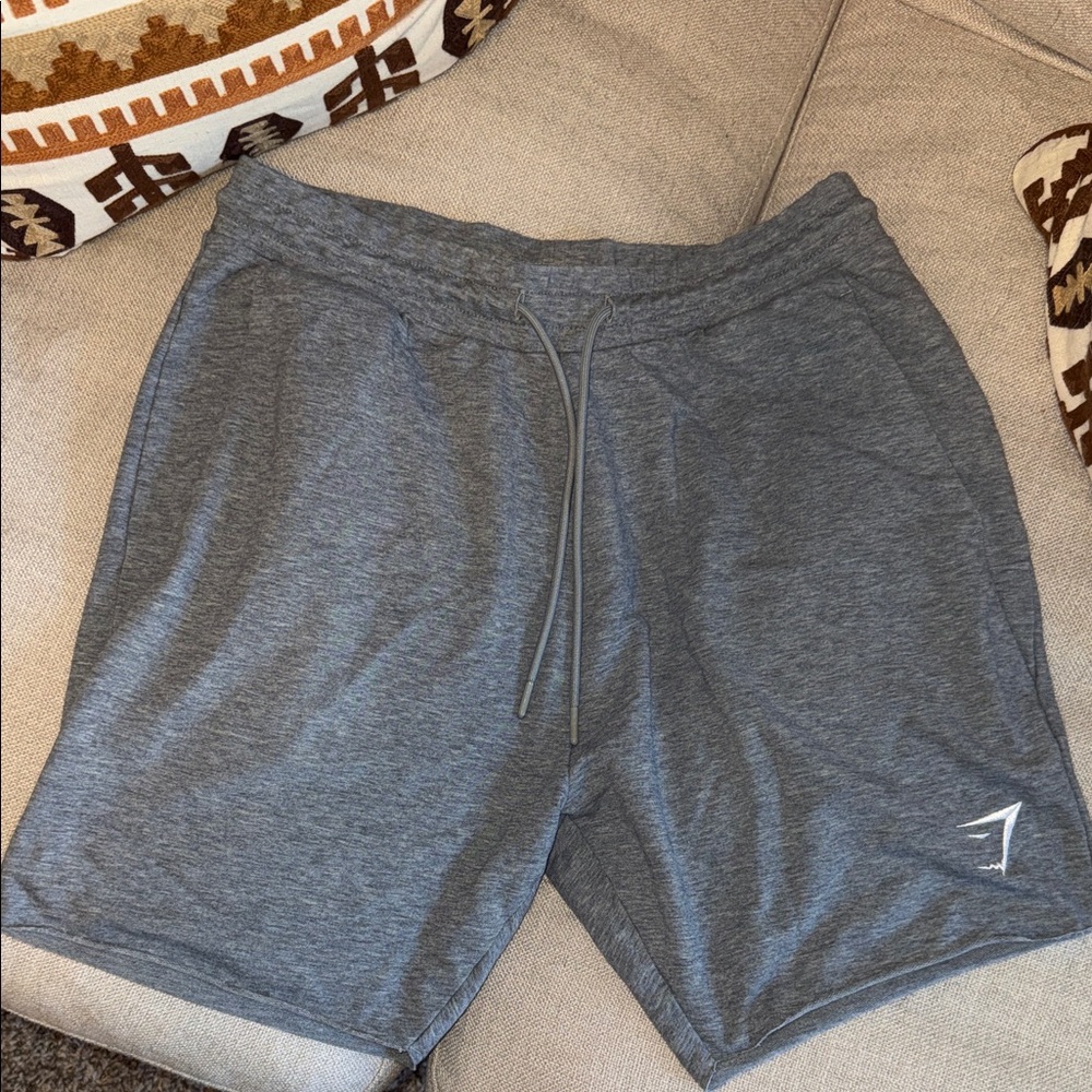 MENS GYMSHARK SHORTS